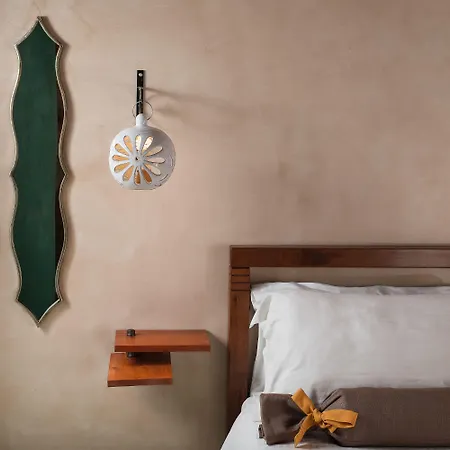 Dream Art בית הארחה 4*