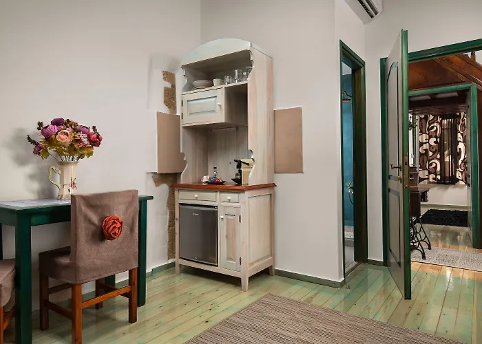 Dream Art Studios 4*