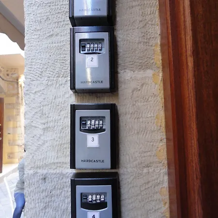 Guest house Dream Art Studios 4*