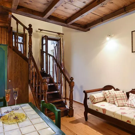 Dream Art Studios 4*